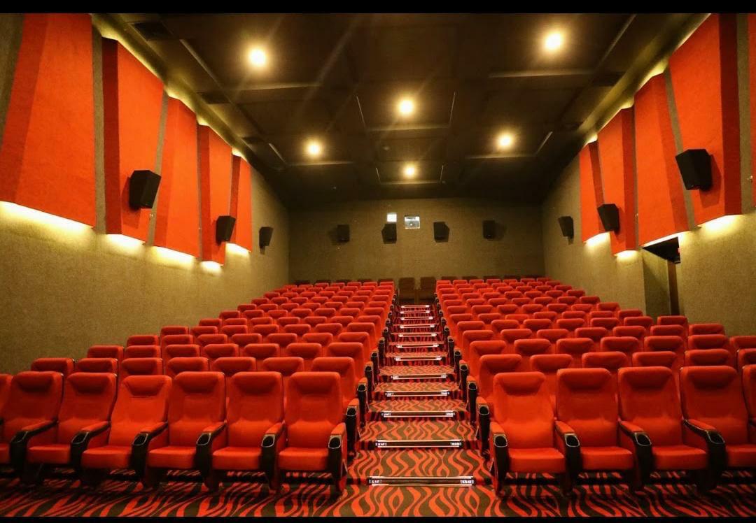 RLR Cinema Experience